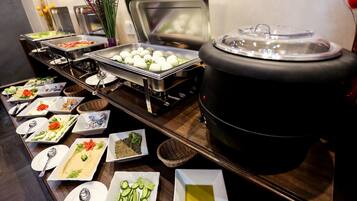 Termasuk sarapan bufet setiap hari