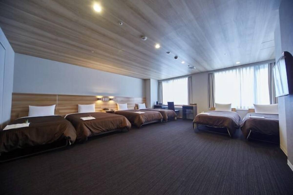 Desk, blackout curtains, free WiFi, bed sheets