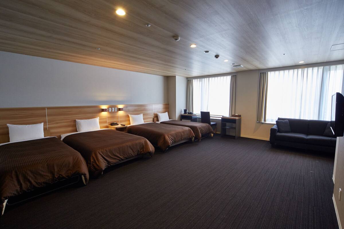 Desk, blackout curtains, free WiFi, bed sheets