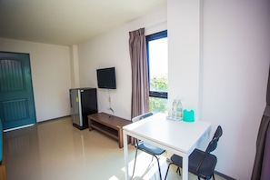 VIP Room  | Room amenity - Promsook Apartment (Chonburi)