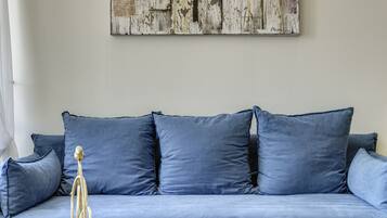 Premium bedding, memory foam beds, free minibar, in-room safe