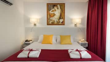 Studio, Balcony | 1 bedroom, Egyptian cotton sheets, premium bedding, in-room safe