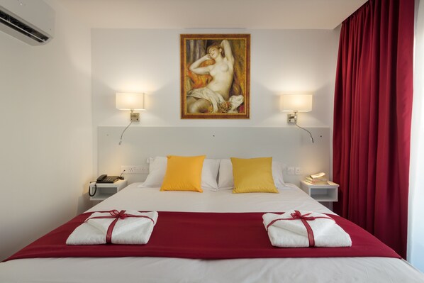 Studio, Balcony | Egyptian cotton sheets, premium bedding, in-room safe - Art & Wine Boutique Hotel (Larnaca)