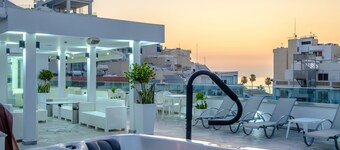 Art & Wine Boutique Hotel