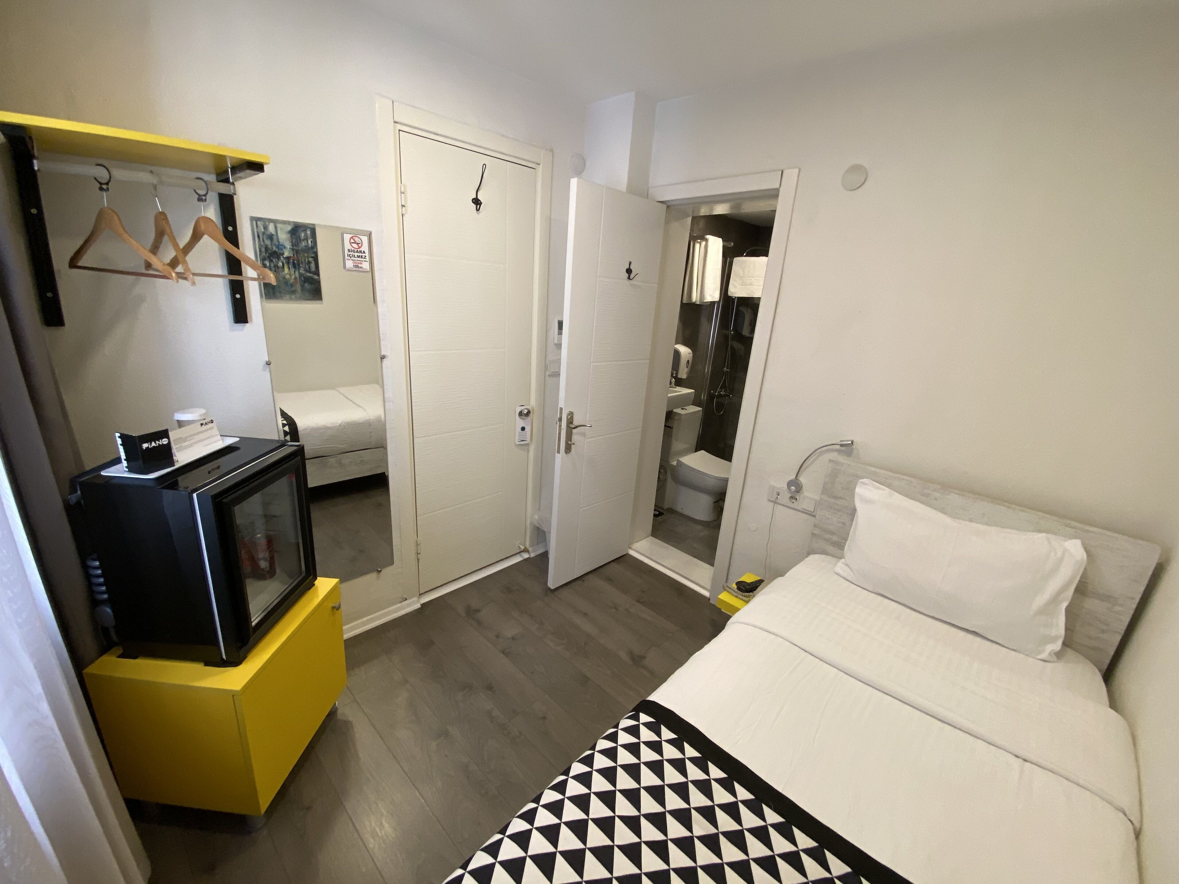 Photo - Piano Hotel