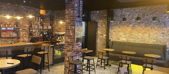 Piano Hotel