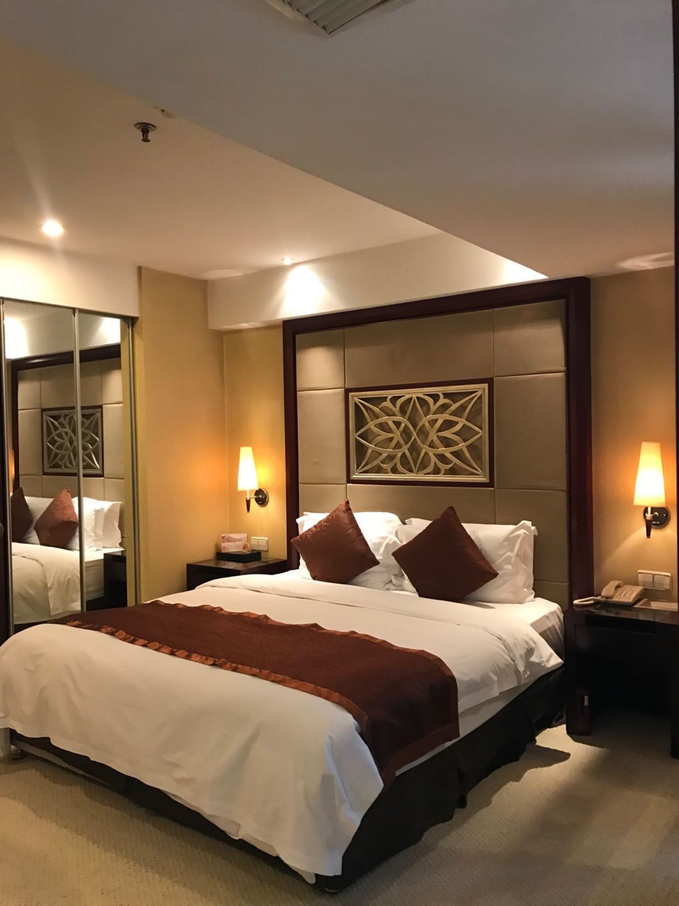 minibar, in-room safe, desk, blackout curtains