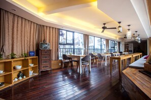 Interior - Yangshuo Travelling With Hostel (Guilin)