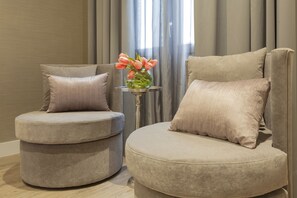 Deluxe-Doppelzimmer | Wohnbereich