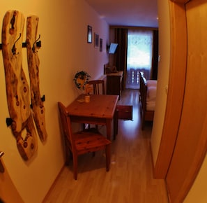 Business Quadruple Room, Accessible - Gasthof zum Löwen (Aschau Im Zillertal)