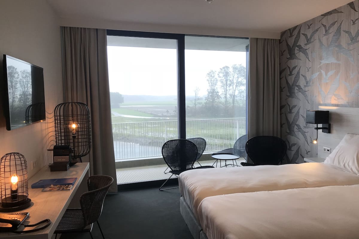 double room, accessible | in-room safe, free wifi, bed sheets