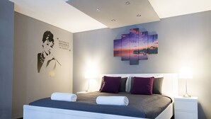 Unclassified image, 4 of 35, button - Ricci Apartments (Prague)