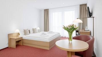 Superior kamer, 1 twee- of 2 eenpersoonsbedden, balkon | Een minibar, een kluis op de kamer, een bureau, verduisterende gordijnen