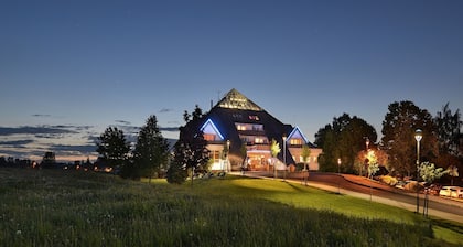 Lázeňský Hotel Pyramida I
