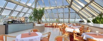 Lázeňský Hotel Pyramida I