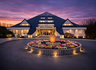 Lázeňský Hotel Pyramida I