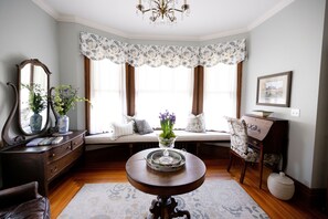 Quarto casal standard, suíte (Hydrangea Suite) | 1 quarto, roupas de cama premium, quartos à prova de som