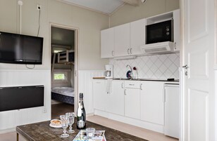 Refrigerador, placa de cocina, lavavajillas, cafetera/tetera