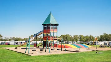 Ărea de juegos infantiles al aire libre