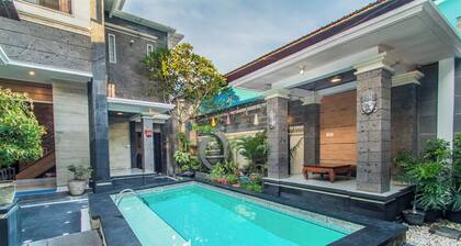 DENAYS HOUSE JIMBARAN