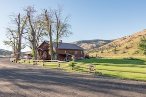 Front of property - Wilson Ranches Retreat (Fossil)
