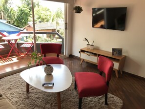 Family Apartment, 2 Bedrooms, Balcony | Living room