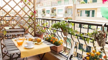 Deluxe Double Room | Balcony