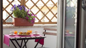 Deluxe Double Room | Balcony