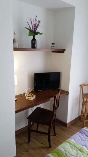 In-room safe, desk, free WiFi, bed sheets