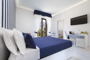 ห้องพาโนรามิกดับเบิลหรือทวิน | เครื่องนอนระดับพรีเมียม, ผ้านวมขนเป็ด, เตียงเมมโมรีโฟม, มินิบาร์