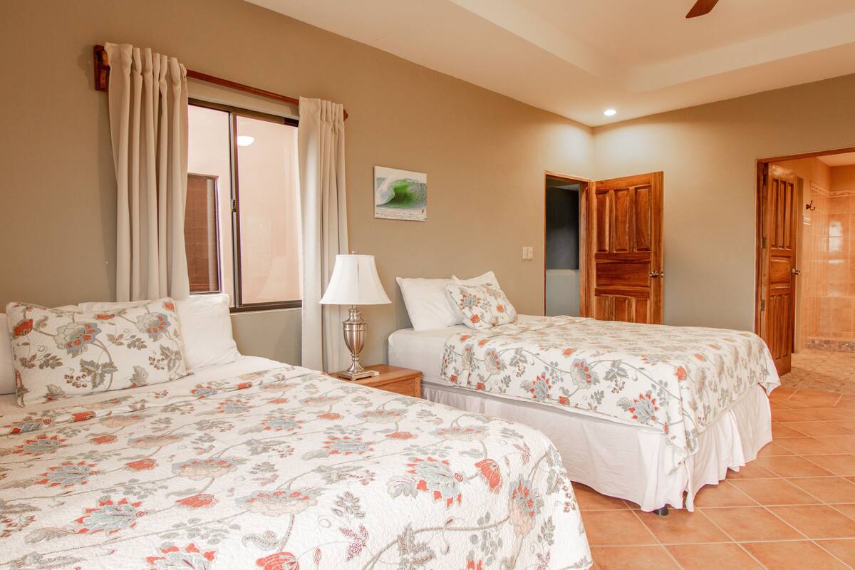 Deluxe-Doppelzimmer, 2 Queen-Betten, Gartenblick