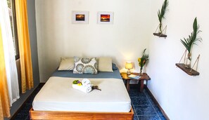 Superior Double Room, 1 Queen Bed, Accessible, Pool View | Premium bedding, memory-foam beds, in-room safe, individually decorated - La Posada - Hostel (Cóbano)