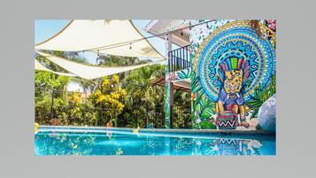 Alberca al aire libre