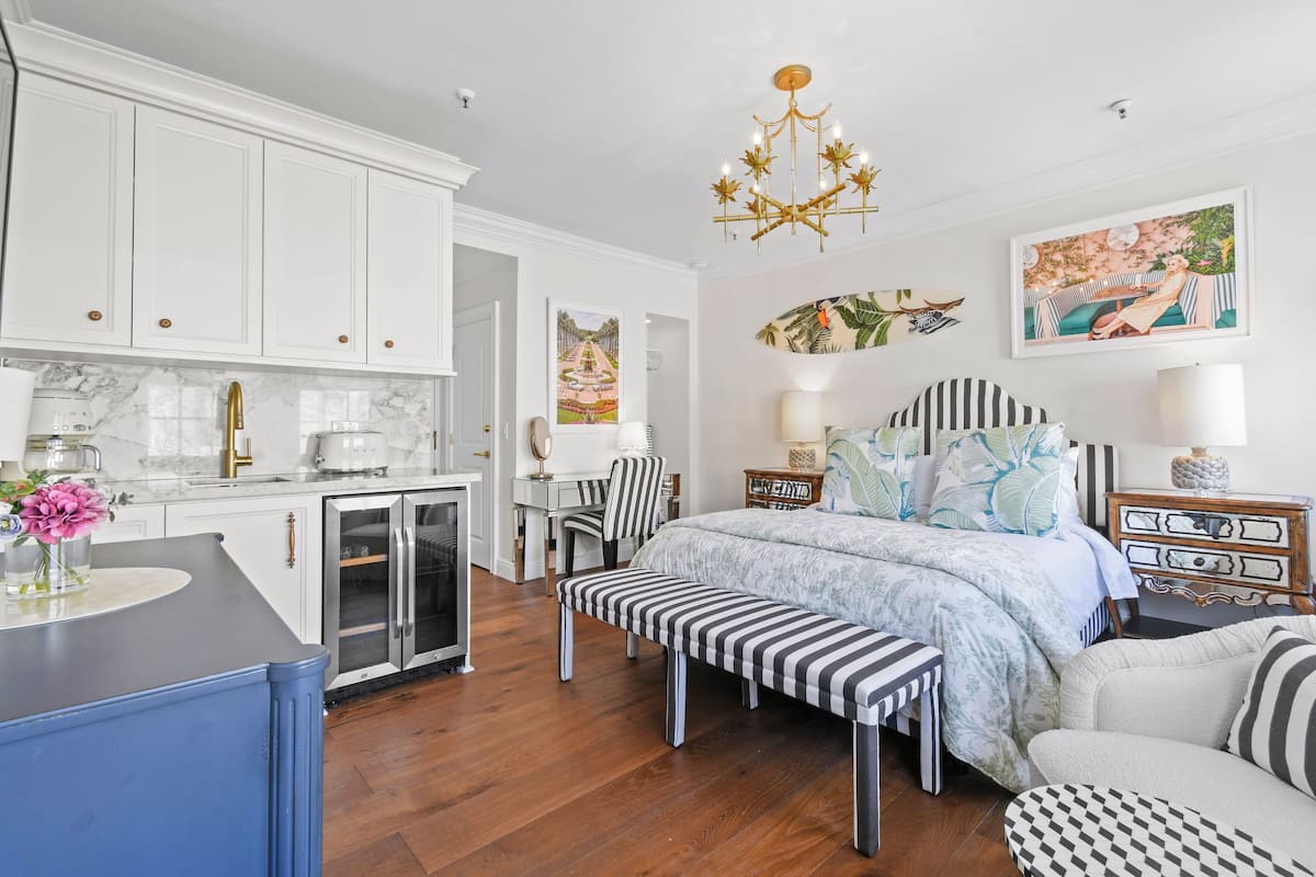 Design Studio | 1 bedroom, premium bedding, individually decorated