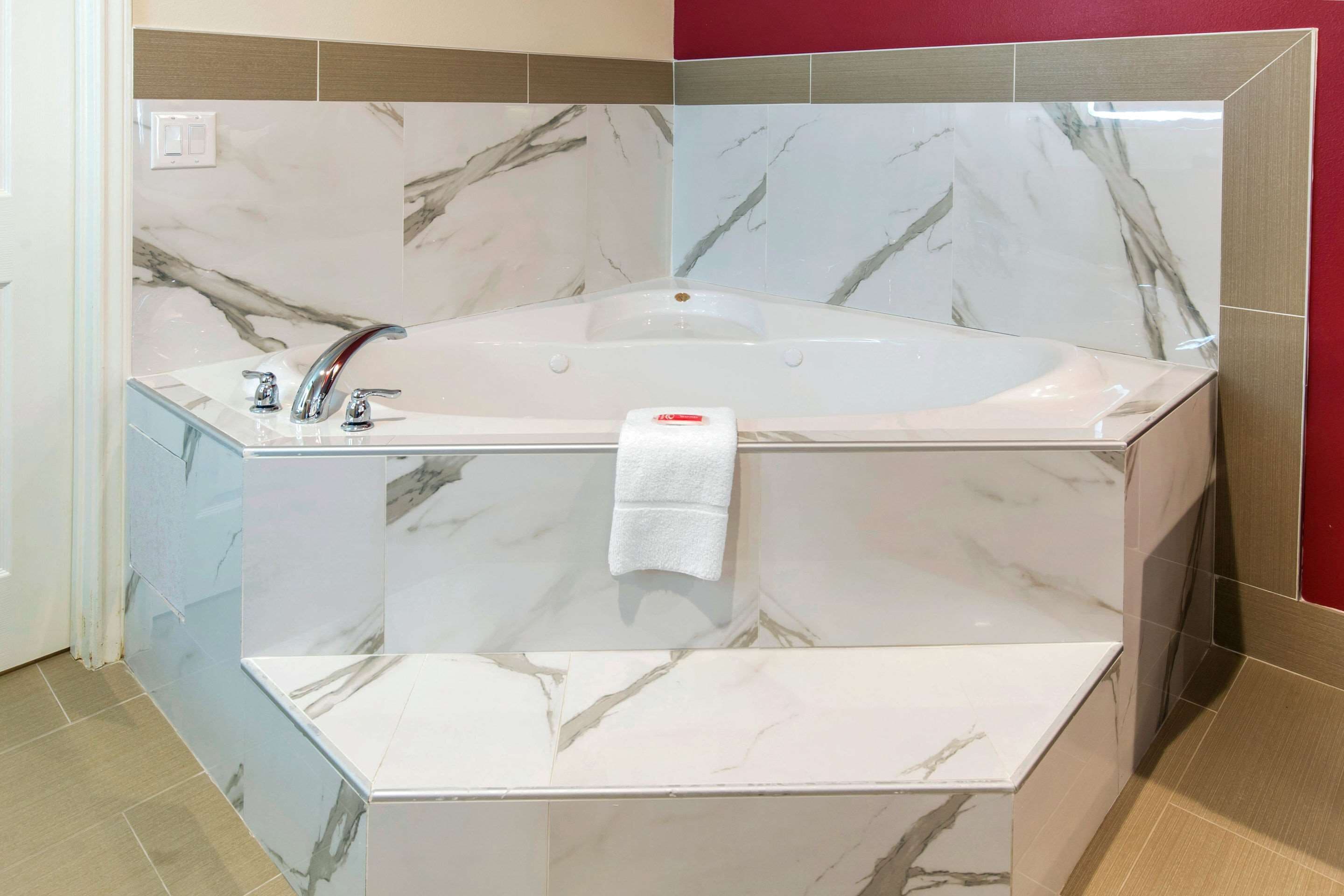 Foto - Econo Lodge Inn & Suites Houston Willowbrook