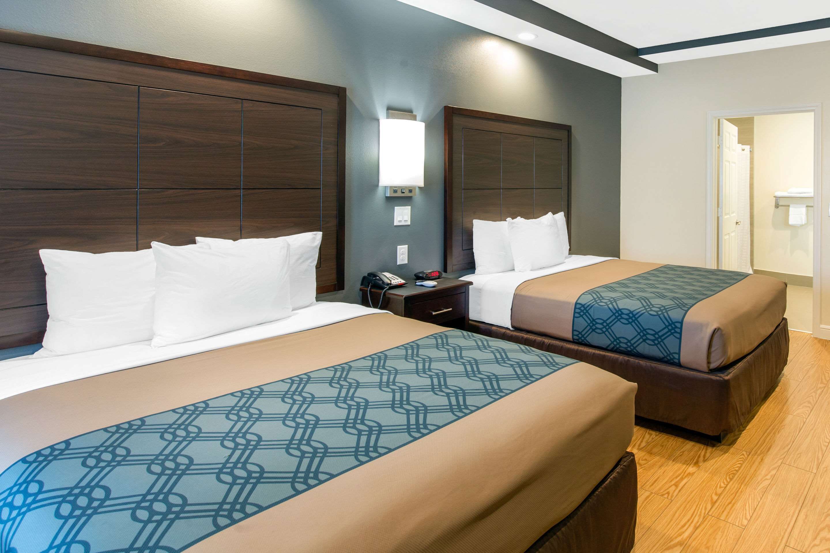 Foto - Econo Lodge Inn & Suites Houston Willowbrook