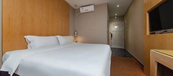 Yayuan Caitian Hotel