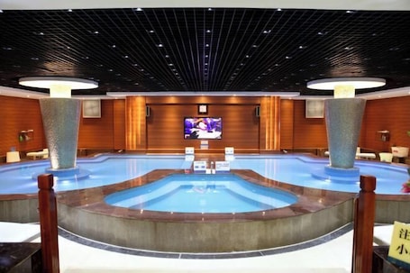 Indoor pool. Fangzhou Hotel
