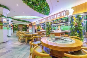 Restaurant - Fangzhou Hotel (Kunming)