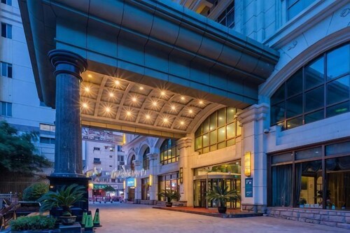 Piaget Hotel