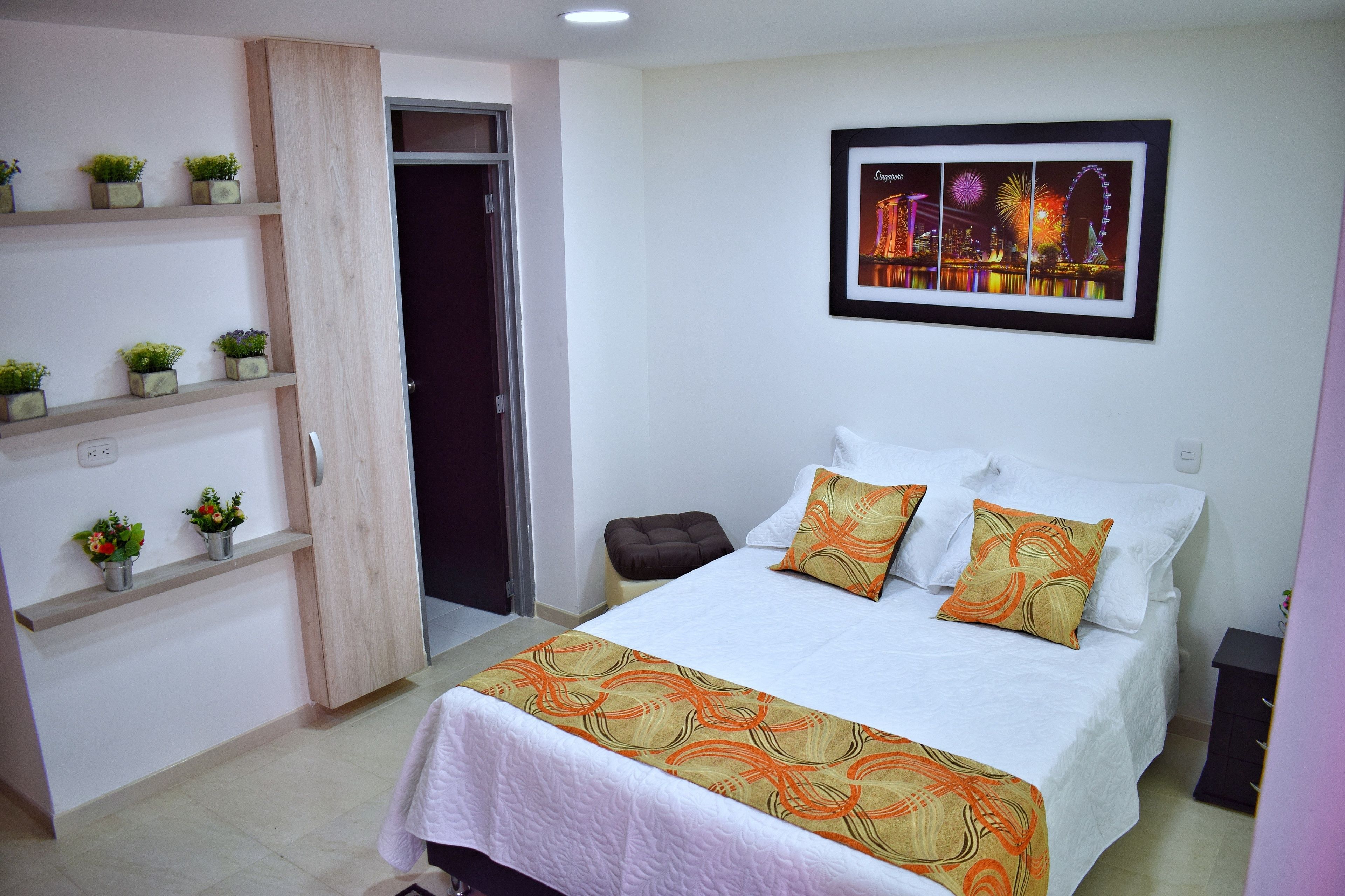 Apartment, 1 Double Bed | Desk, iron/ironing board, rollaway beds, free WiFi