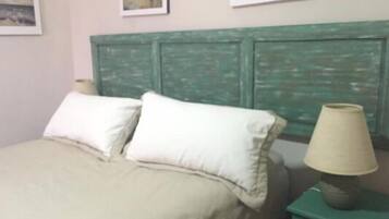 Duplex, 2 Bedrooms | 2 bedrooms, iron/ironing board, free WiFi