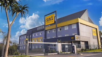 Fachada de la propiedad