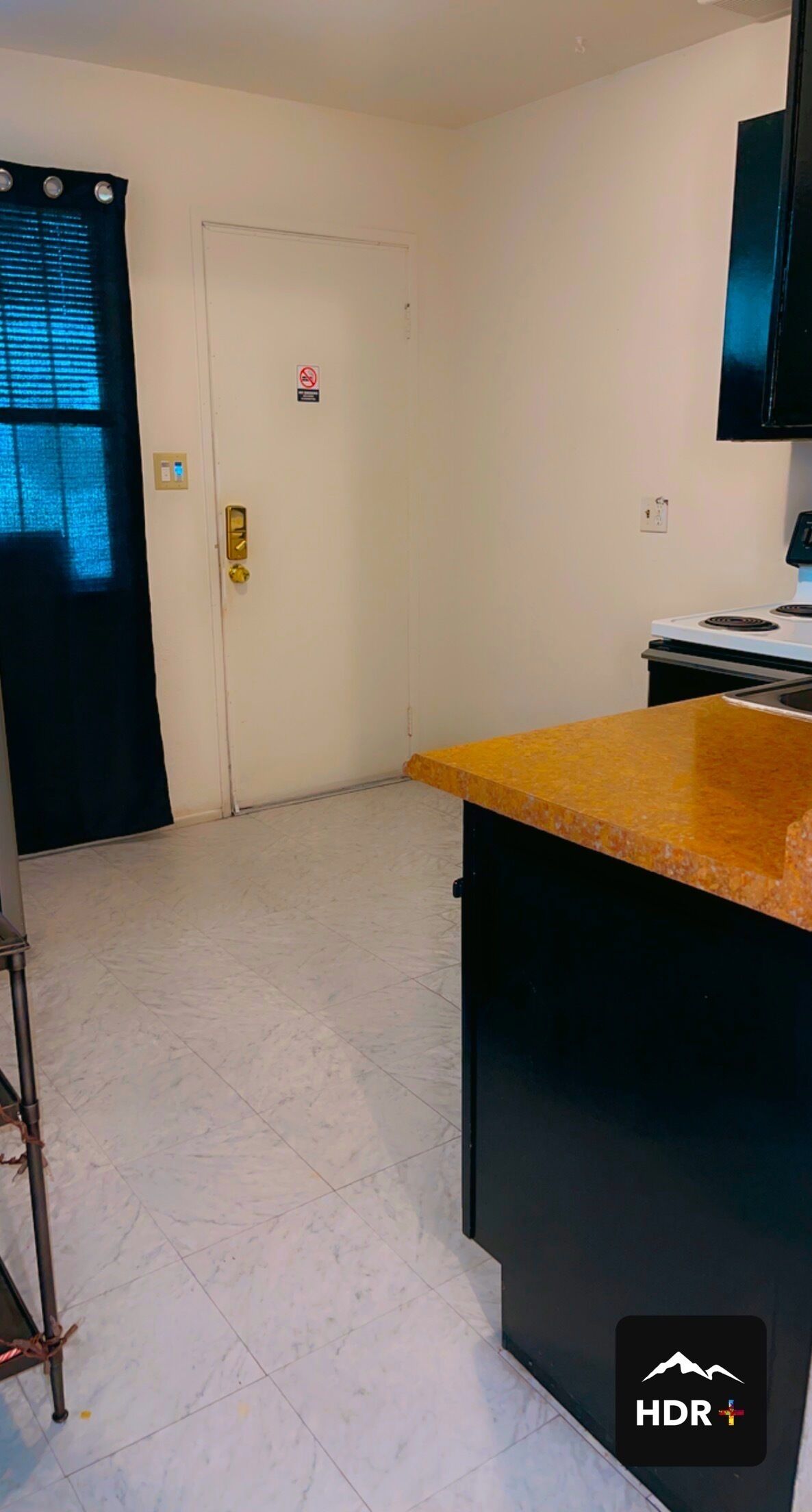 Foto - The Yellow Penthouse LLC