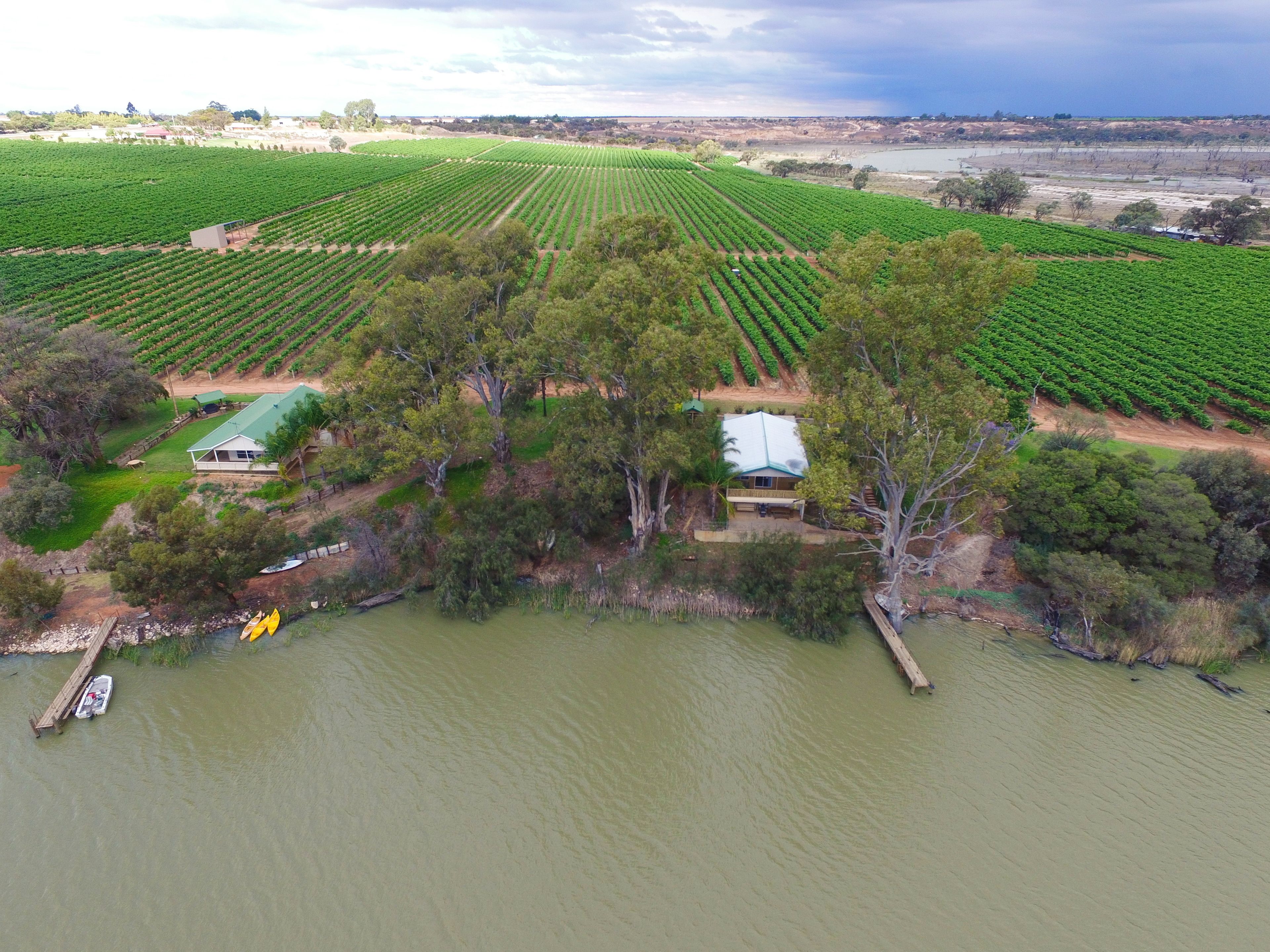 Mundic Waterfront Cottages — image 17