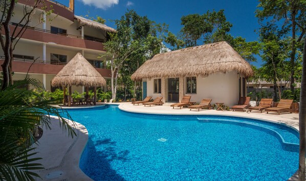 Outdoor pool, sun loungers