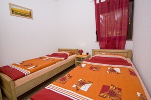 3 Schlafzimmer, Bügeleisen/Bügelbrett, kostenloses WLAN, Bettwäsche