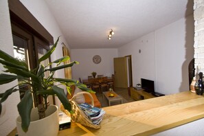 Flat-screen TV, fireplace, DVD player, table football - Entire House with Hot Tub Just For You - Plitvice Lakes (Plitvička Jezera)