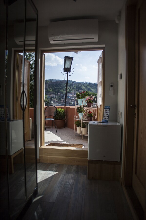 Interior - Old town panoramic apartment (Tbilisi)