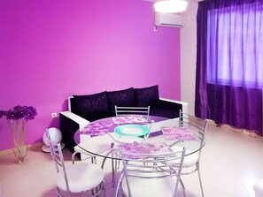 Dining - Luxury 1-Bedroom Duplex Apartment "PARIS" in Panoramic Roof Complex (Balchik)